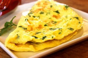 Parní snídaně omeleta na gastritidu během exacerbace