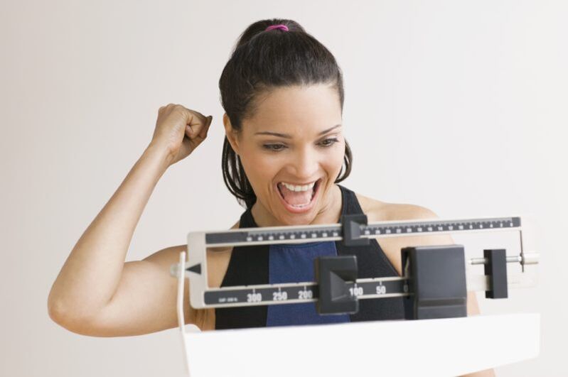 žena šťastná zhubnout na maggi dietě